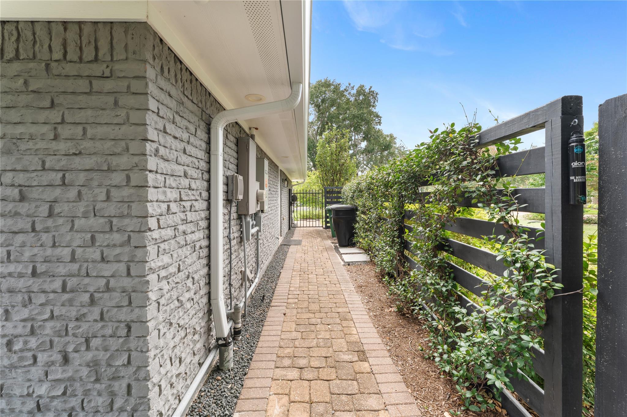 9106 Western Drive