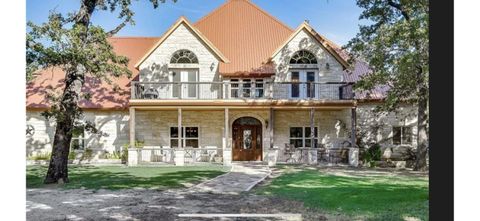 134 Lcr 796 Groesbeck TX 76642