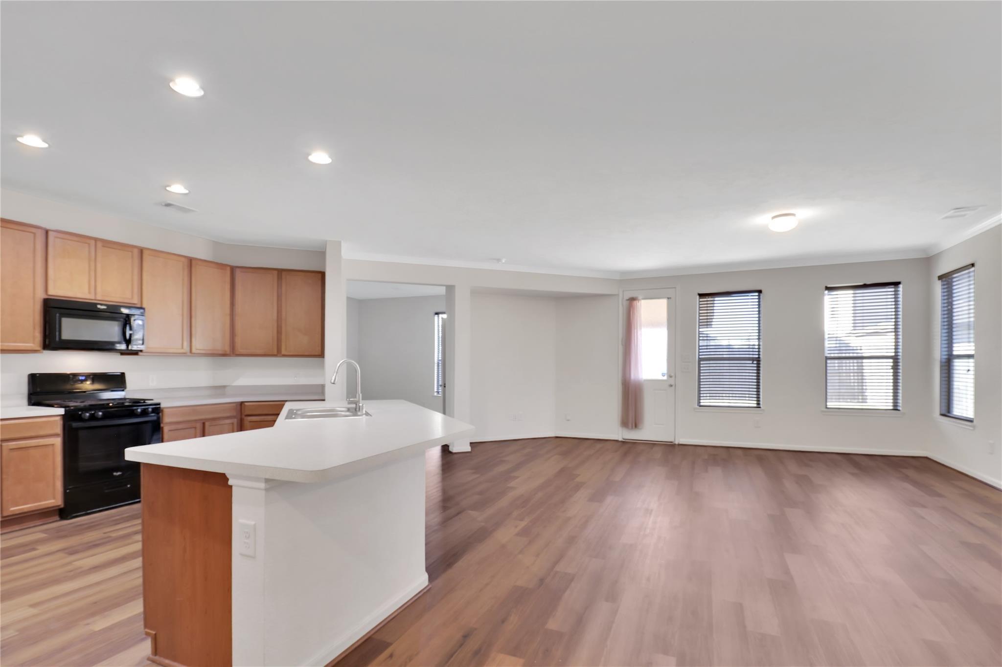 21007 Blackstone Villa Lane