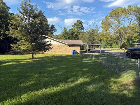 Photo of 100 Robert Avenue, Livingston, TX 77351 (MLS # 60712134)