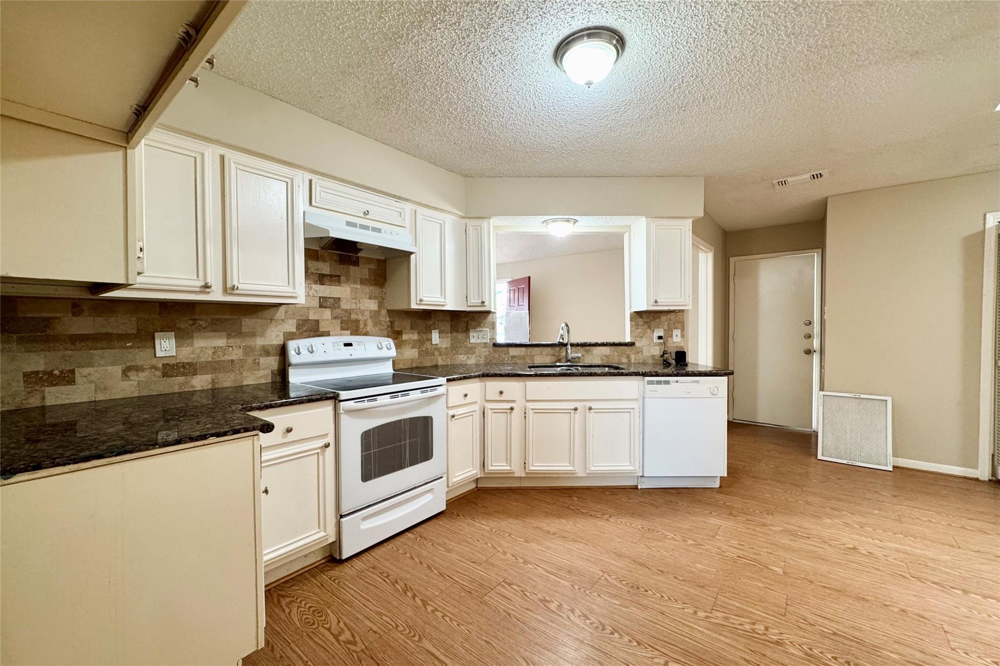 3511 Palm Grove Drive