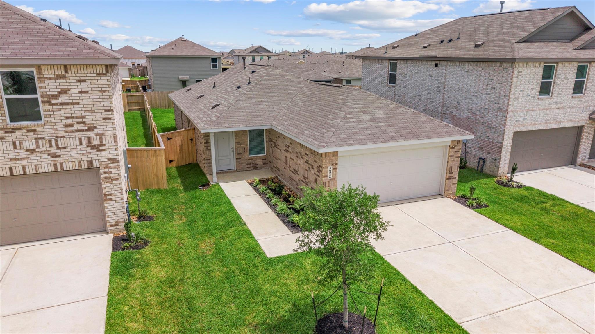 26846 Vanilla Pearls Lane
