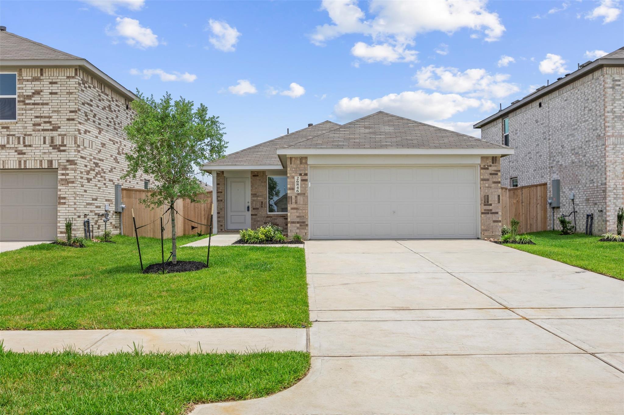 26846 Vanilla Pearls Lane