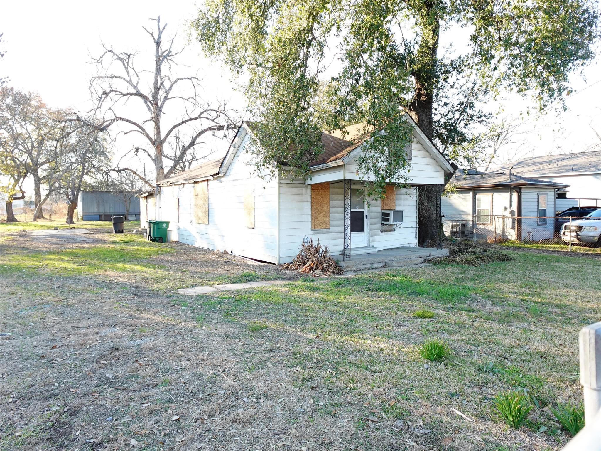 4421 Leffingwell Street