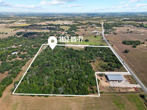 Vacant Land For Sale - 1730 Us Highway 77<br/> Hallettsville, TX 77964