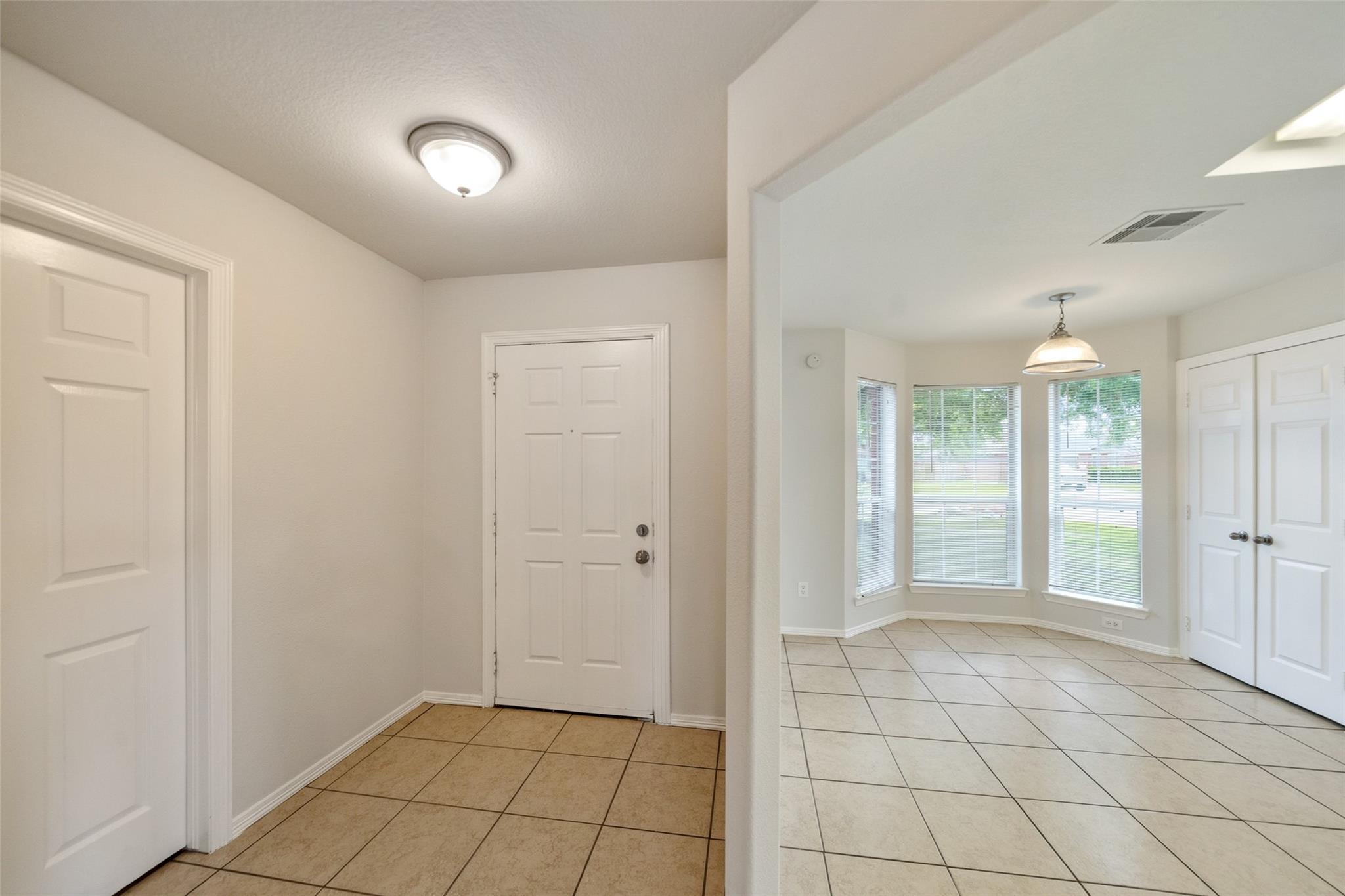 305 S Golden Oak Drive