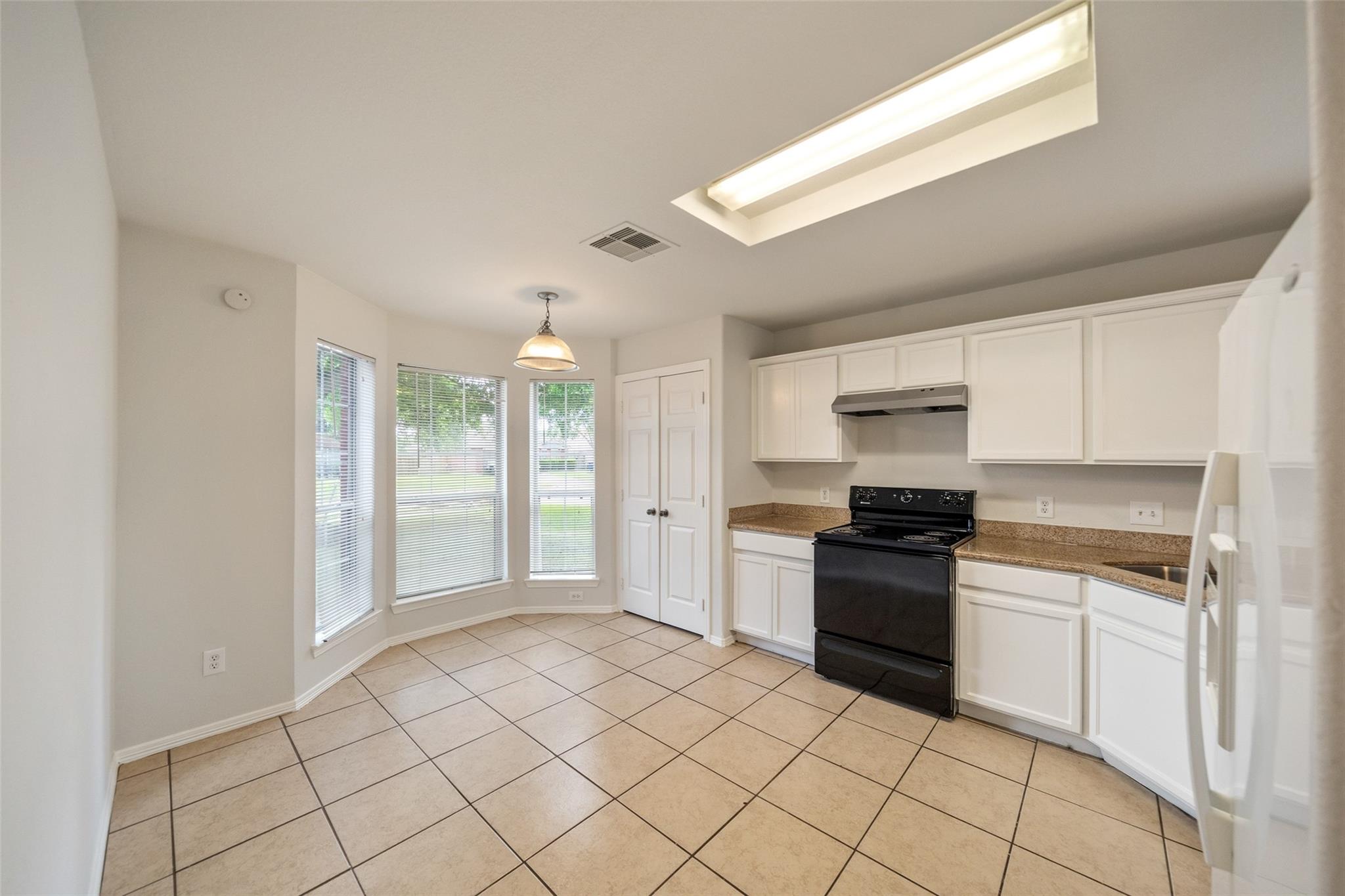 305 S Golden Oak Drive