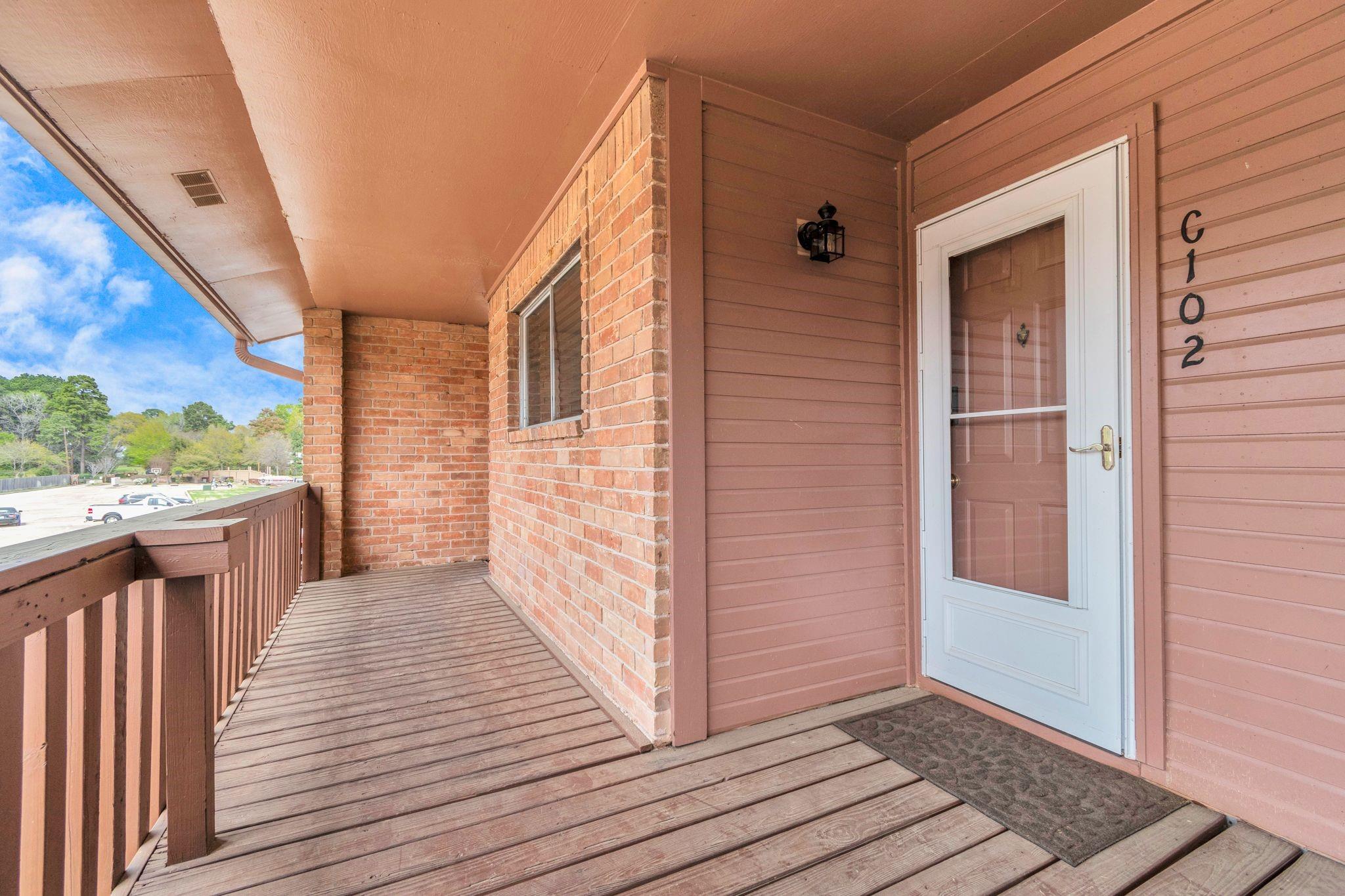 801 River Road Road 102C