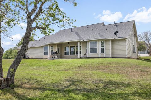 Tiny photo for 840 E Glenn Street, Bellville, TX 77418 (MLS # 12601881)