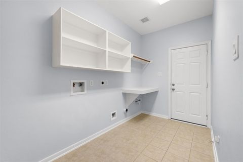 Tiny photo for 840 E Glenn Street, Bellville, TX 77418 (MLS # 12601881)