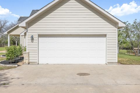 Tiny photo for 840 E Glenn Street, Bellville, TX 77418 (MLS # 12601881)