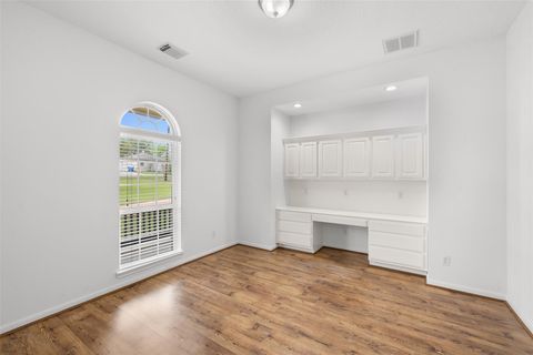 Tiny photo for 840 E Glenn Street, Bellville, TX 77418 (MLS # 12601881)