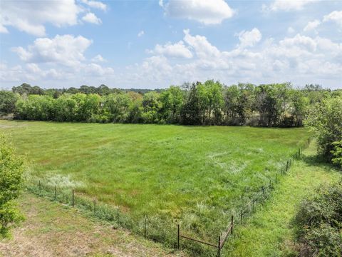 Tiny photo for 840 E Glenn Street, Bellville, TX 77418 (MLS # 12601881)