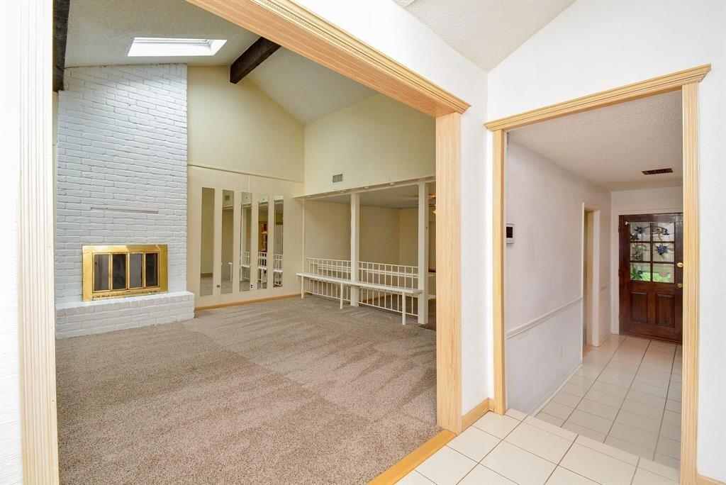 2235 Quail Valley East Drive