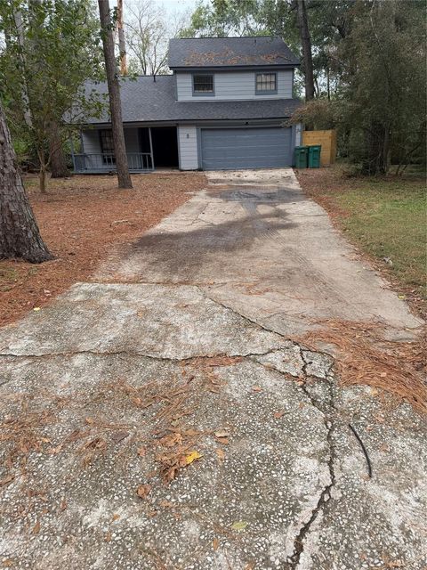 Photo of 9 Dewthread Court, Spring, TX 77380 (MLS # 8359983)