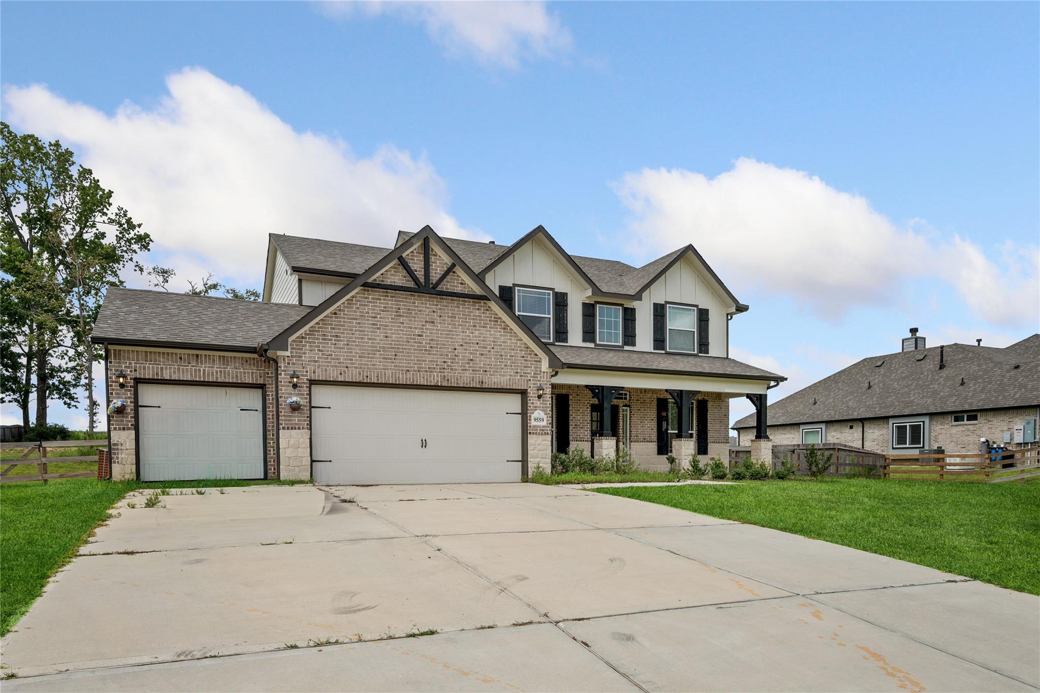 9559 Moss Rose Lane