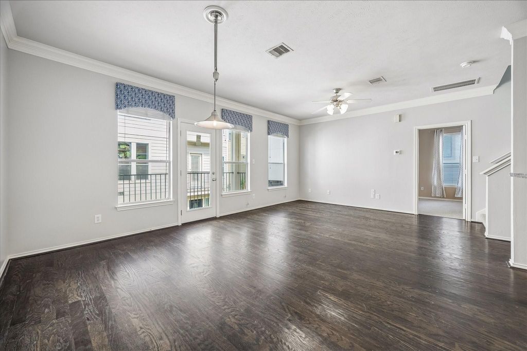 Photo of 1624 W 25th Street #B, Houston, TX 77008 (MLS # 42174210)