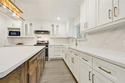 Tiny photo for 6737 Wildwood Way, Houston, TX 77023 (MLS # 59758645)