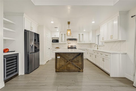 Tiny photo for 6737 Wildwood Way, Houston, TX 77023 (MLS # 59758645)