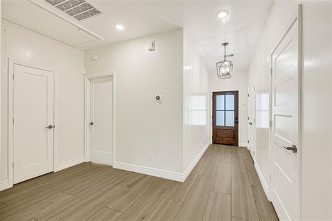Tiny photo for 6737 Wildwood Way, Houston, TX 77023 (MLS # 59758645)