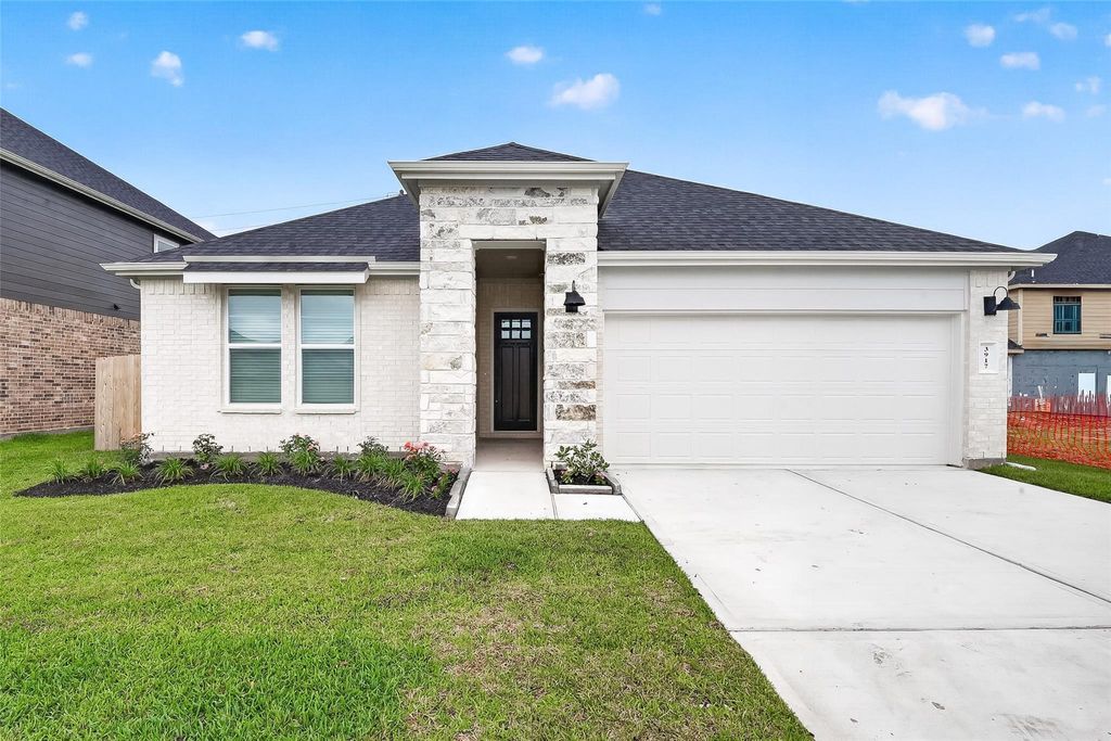 Photo of 3917 Pyrus Drive Dr, Pearland, TX 77581 (MLS # 10879144)