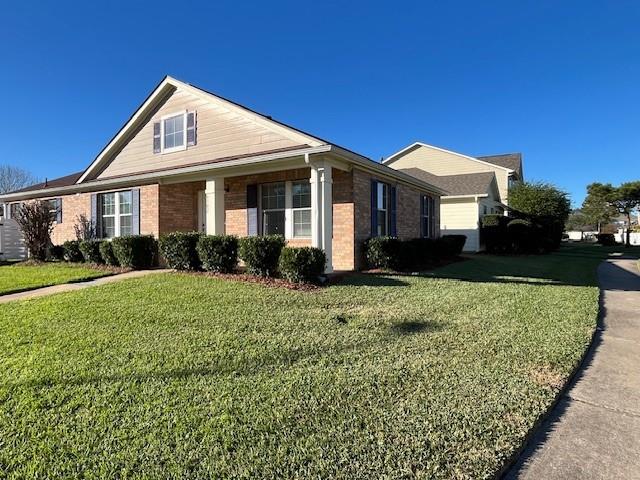 6302 Hall Pond Court