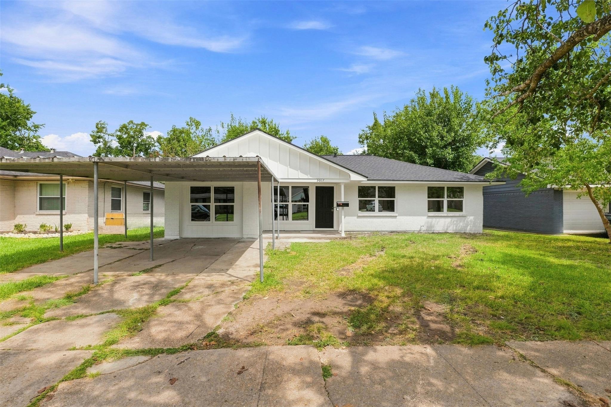 3017 Cedarcrest Drive