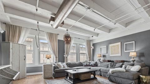 1120 Texas Street 9B Houston TX 77002