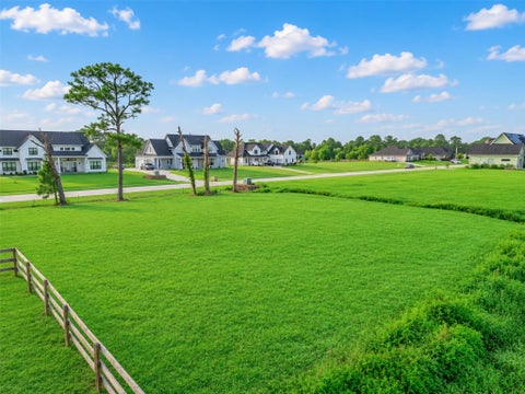 Vacant Land For Sale - 4116 Leslies Way<br/> Dickinson, TX 77539