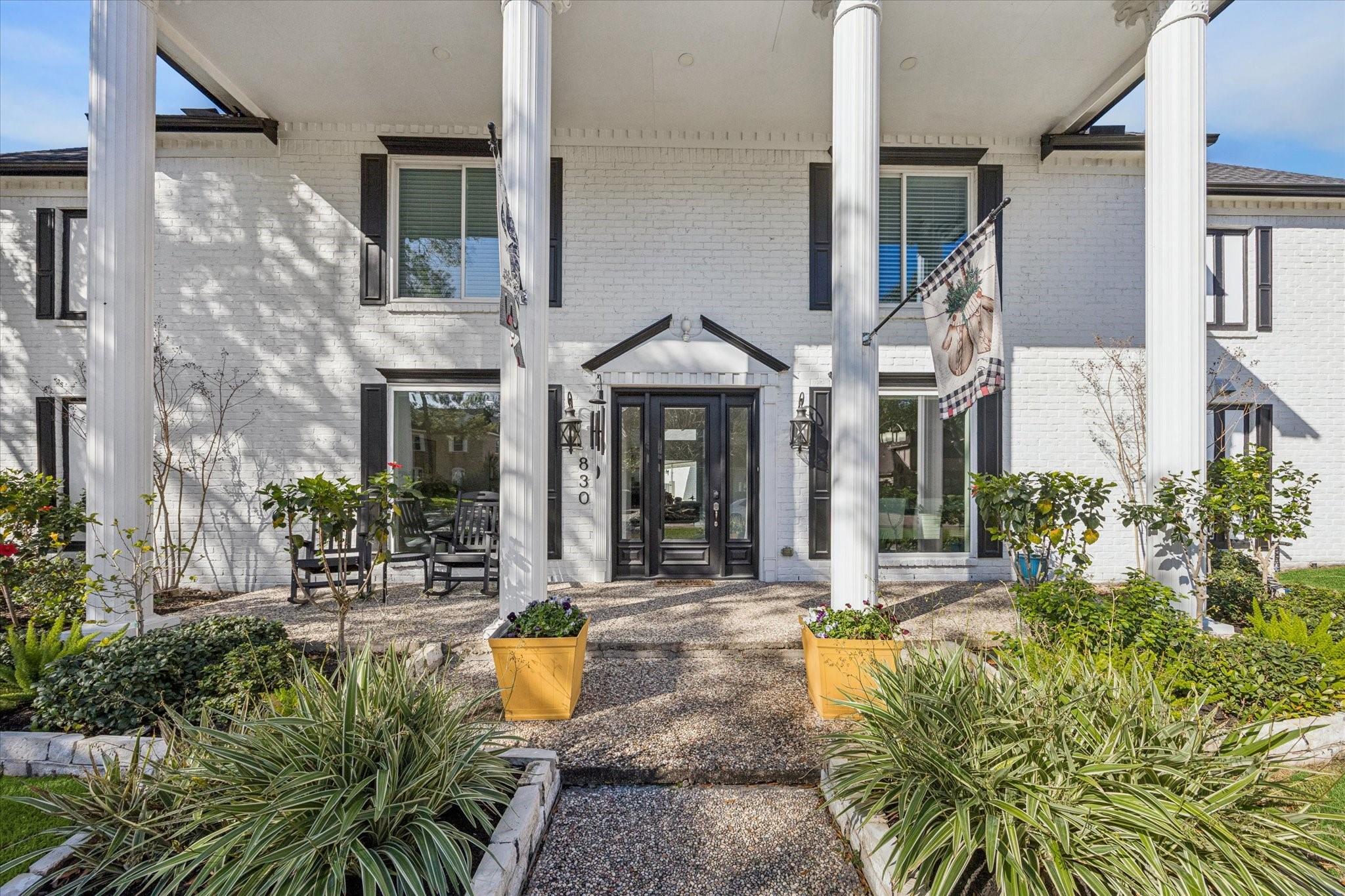 830 Silvergate Drive