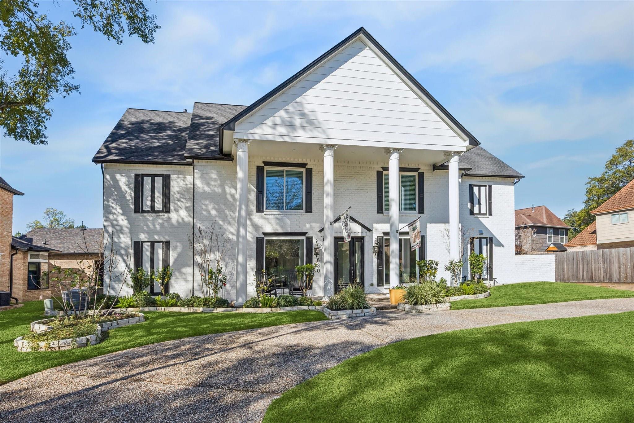 830 Silvergate Drive