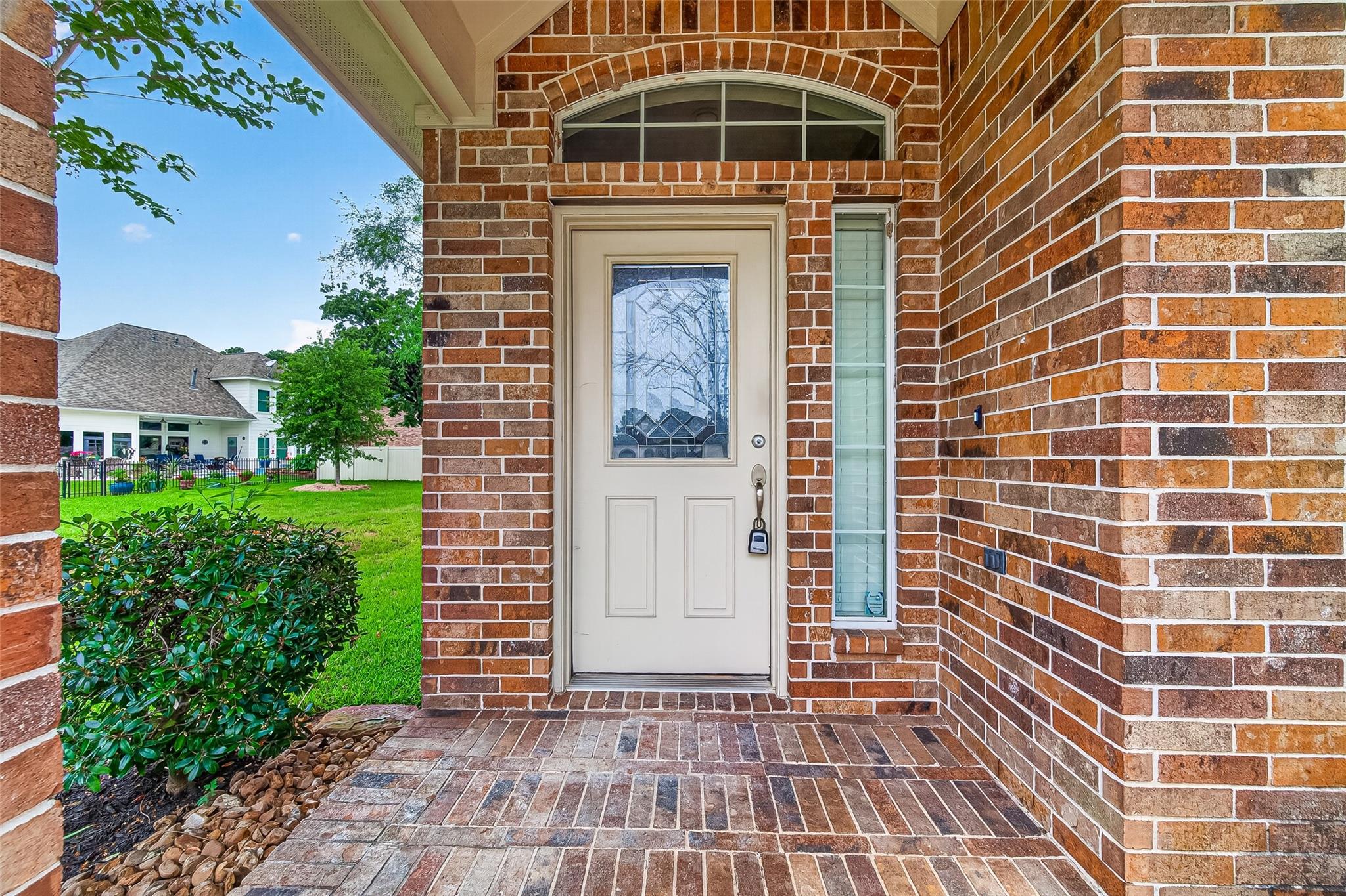 127 Monterrey Road W