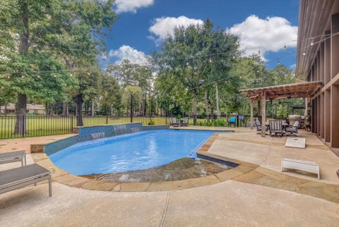 Photo of 22 Winged Foot Drive, Conroe, TX 77304 (MLS # 16871315)