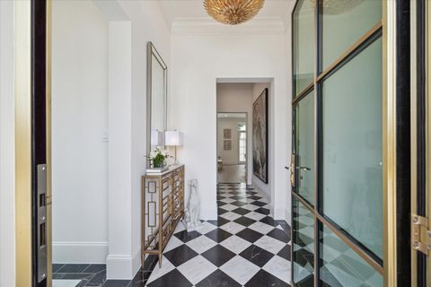 Photo of 27 Wentworth Place Lane, Houston, TX 77027 (MLS # 27261433)