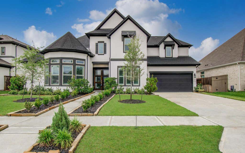 Photo of 10015 Crescent Wood Drive, Missouri City, TX 77459 (MLS # 57168286)