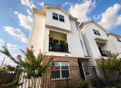 Photo of 4907 Avenue J, Houston, TX 77011 (MLS # 73858192)