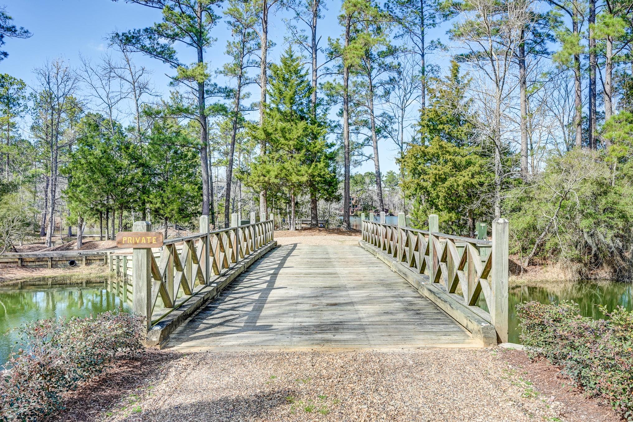 53 Smith Loop N