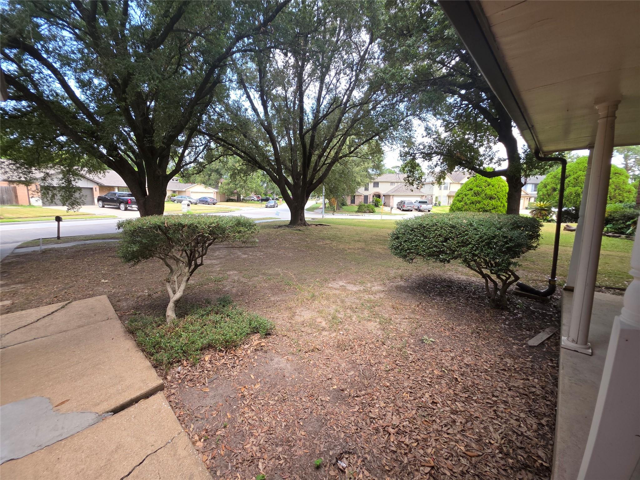 962 Sterling Green Drive S
