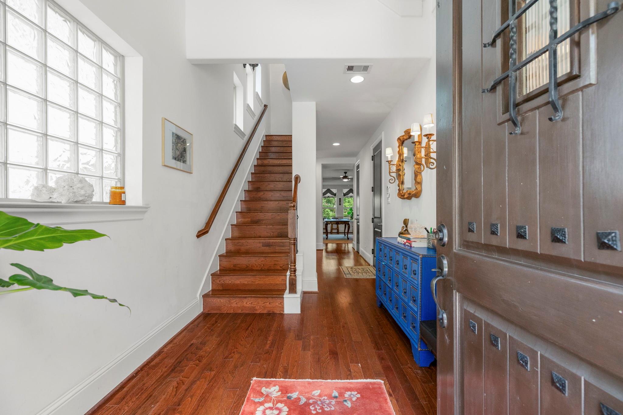 914 Old Oyster Trail