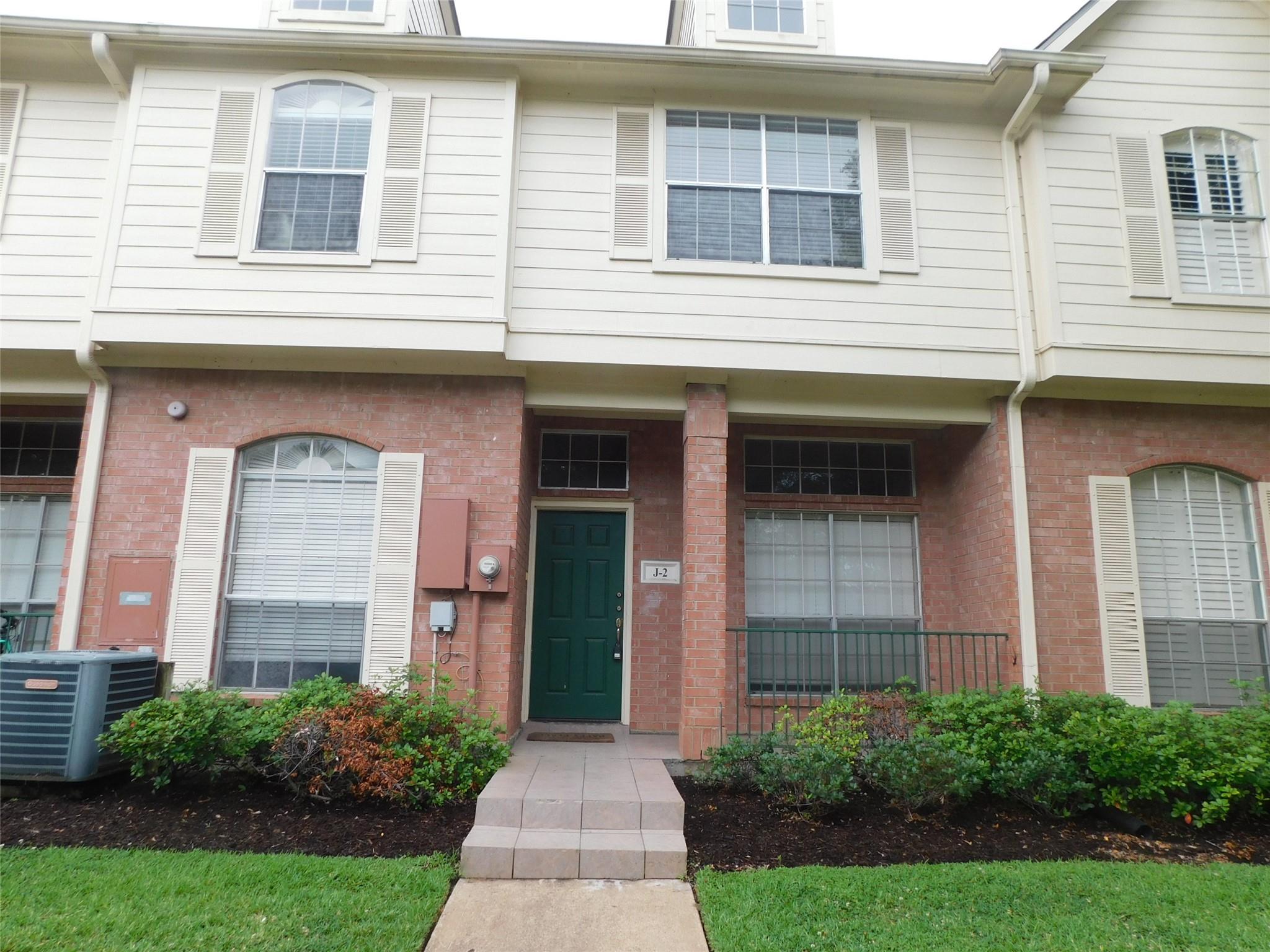 2710 Grants Lake Boulevard J2