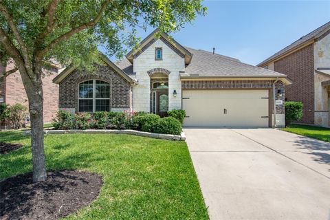 Photo of 19826 Summit Crest Court, Cypress, TX 77433 (MLS # 83890201)