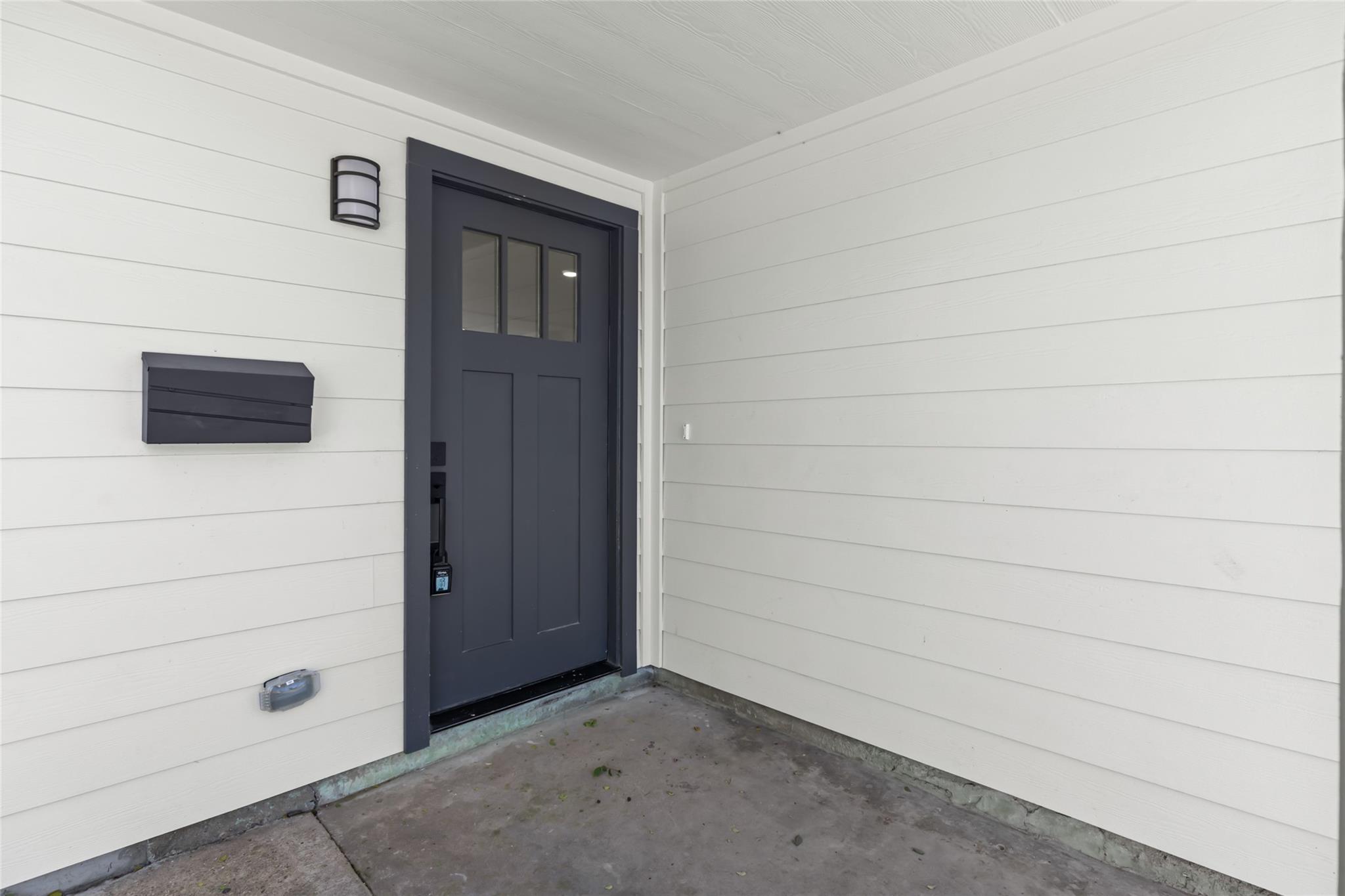 401 Sherman Avenue