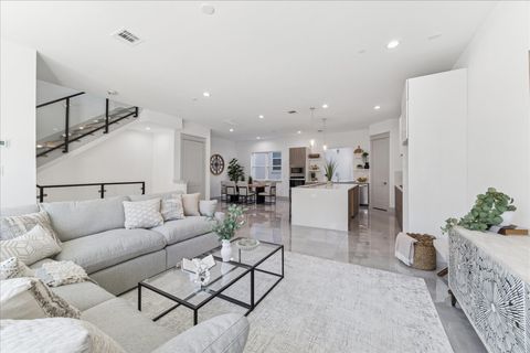 Tiny photo for 1607 Utah Street, Houston, TX 77007 (MLS # 95049281)