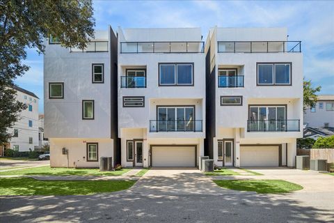 Tiny photo for 1607 Utah Street, Houston, TX 77007 (MLS # 95049281)