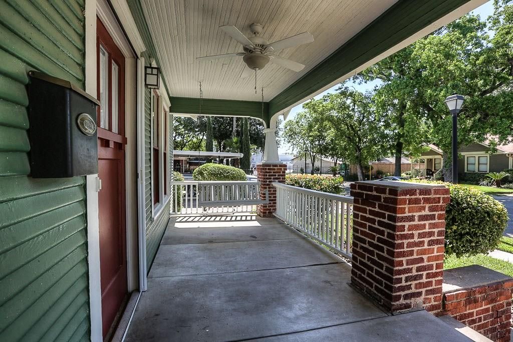 Photo of 1119 Jerome Street, Houston, TX 77009 (MLS # 72933926)