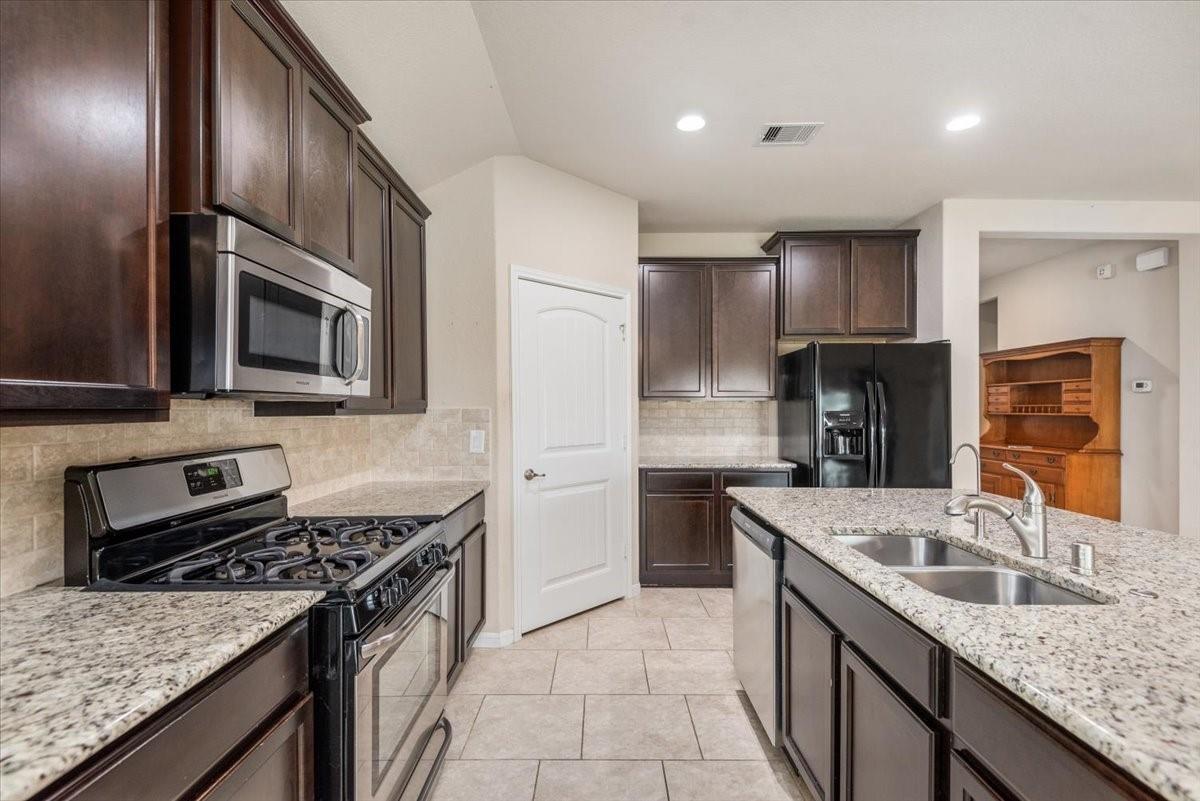 3914 Kellys Falls Lane