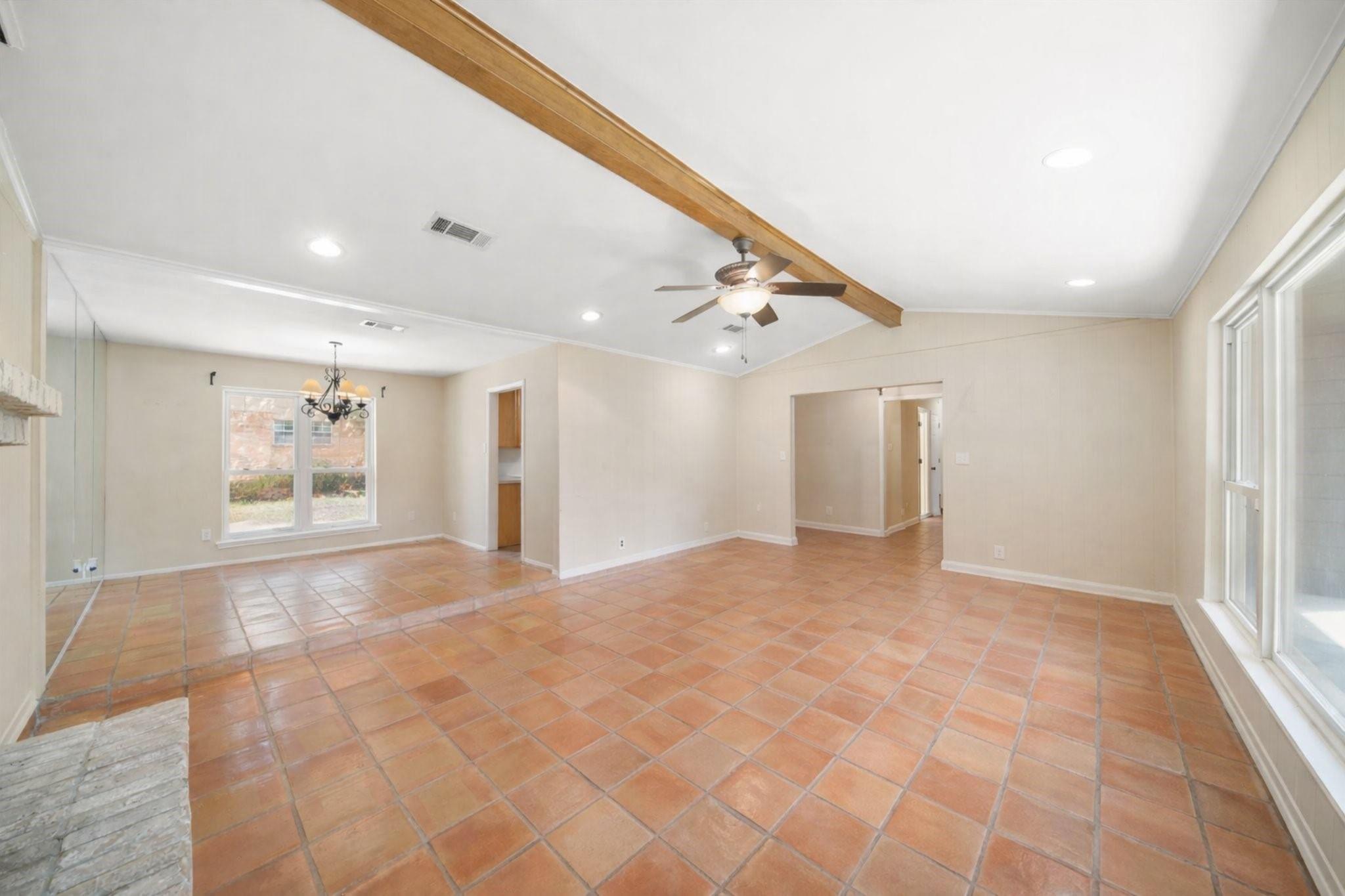 2221 N Belmont Drive