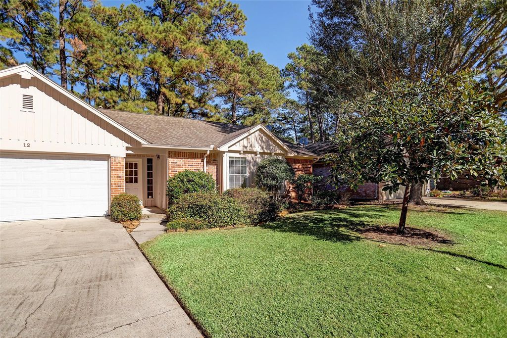 Photo of 12 Fairmeade Bend Drive, The Woodlands, TX 77381 (MLS # 64365612)