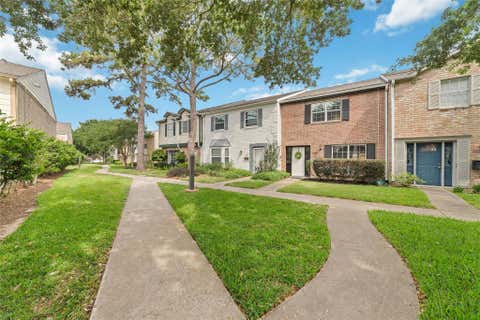 Townhouse For Sale - 14371 Still Meadow Drive<br/> Houston, TX 77079