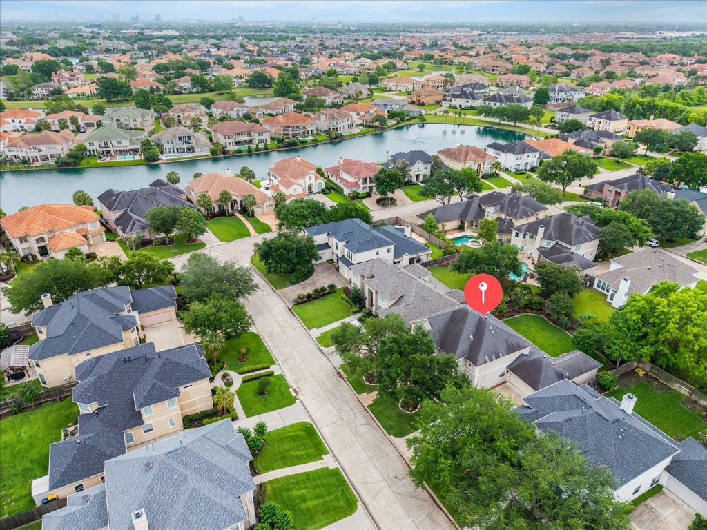 Photo of 14211 Quiet Bluff Lane, Houston, TX 77077 (MLS # 77982112)